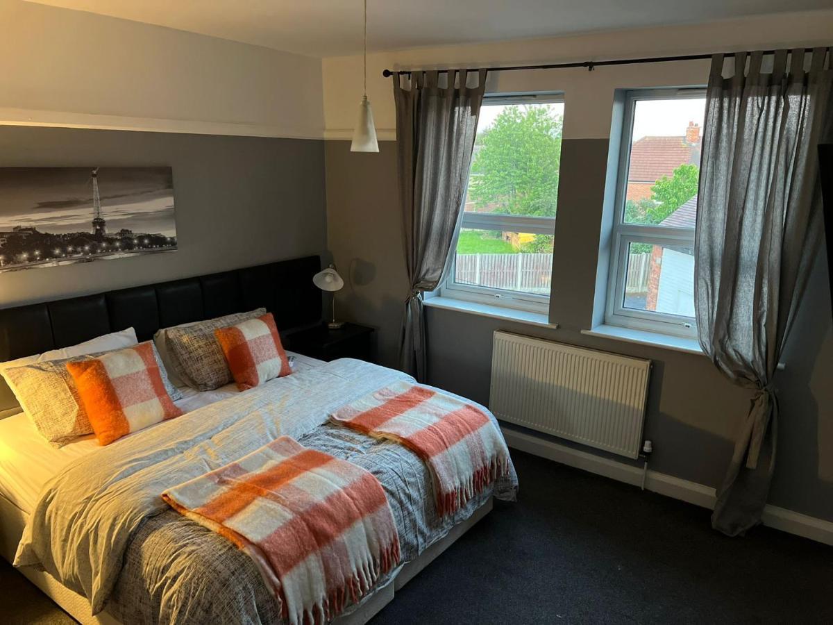 Upton Arms Hotel Pontefract Dış mekan fotoğraf