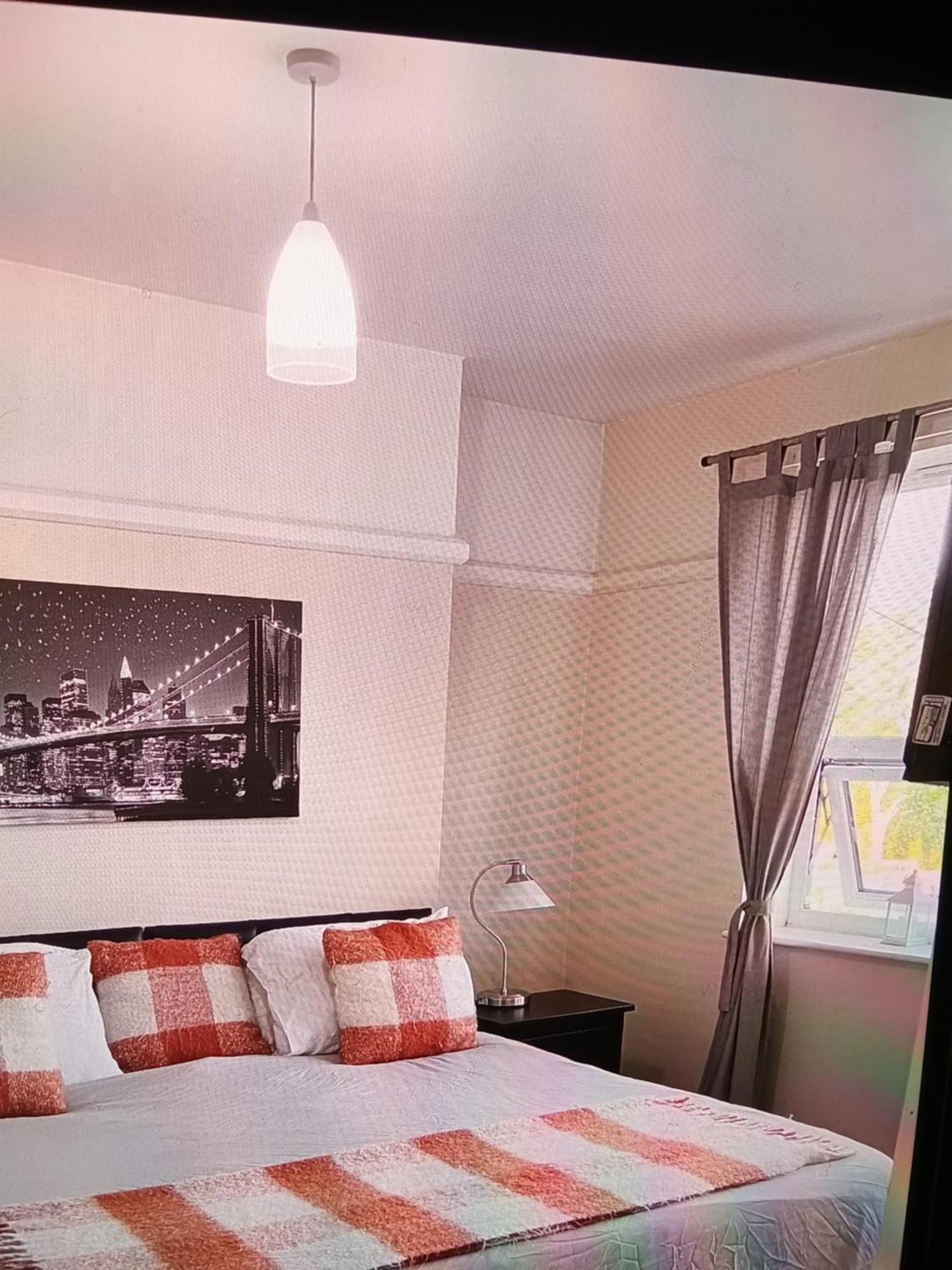 Upton Arms Hotel Pontefract Dış mekan fotoğraf