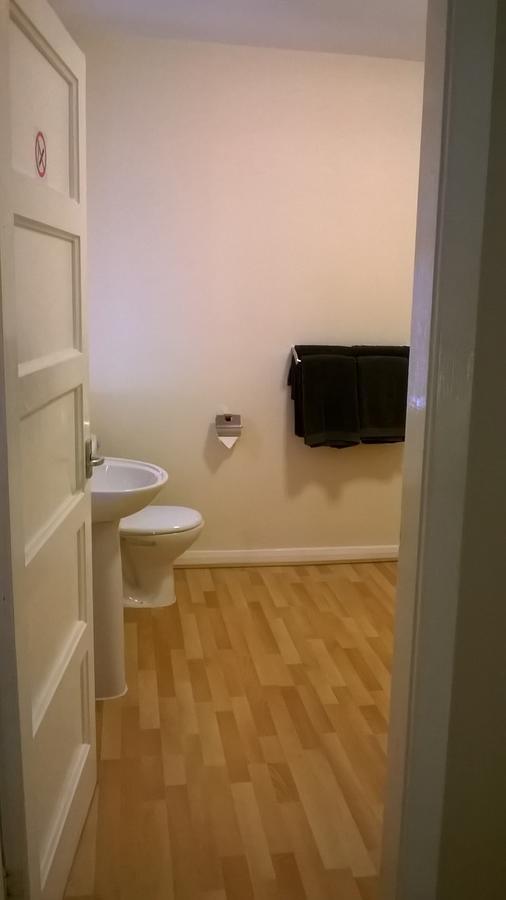 Upton Arms Hotel Pontefract Dış mekan fotoğraf