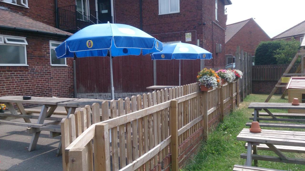 Upton Arms Hotel Pontefract Dış mekan fotoğraf